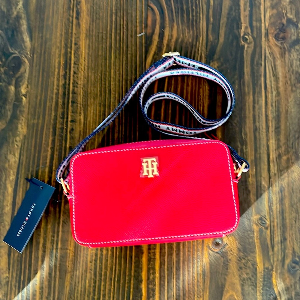 Tommy Hilfiger Crossbody bag